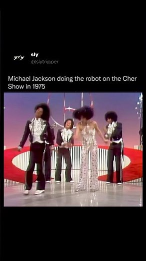 MICHAEL JACKSON BEING A SHOW OFF ON CHER SHOW 1975 | HIS ROBOT WAS INCREDIBLE 😯