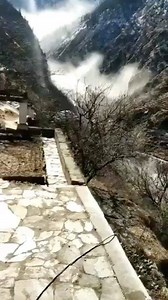 #BREAKING: Dam of power project broken due to breaking of glacier in Chamoli, high alert from Rishikesh to Haridwar. #Haridwar #Chamoli #Rishikesh #Dam #Project #Glacier #Broken #Flood | WPN