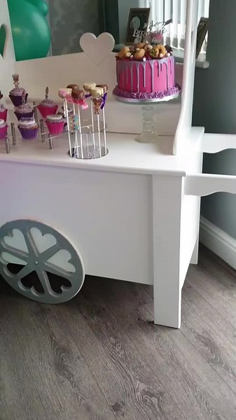 Amanda Tierney (@amandatierney4)’s videos with Birthday - Anne-Marie