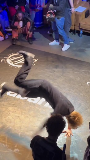 Flying Steps - Electric #oldschool #jamixproject #bboying #break #dance #breakdance