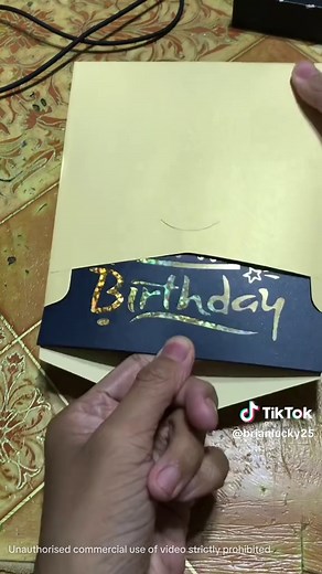 Birthday Greeting Card Ideas: Simple Messages & Creative Prompts