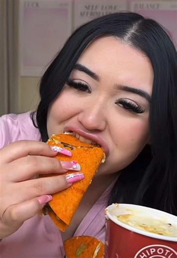 Indulging in Messy Mukbangs: The Ultimate Food Experience