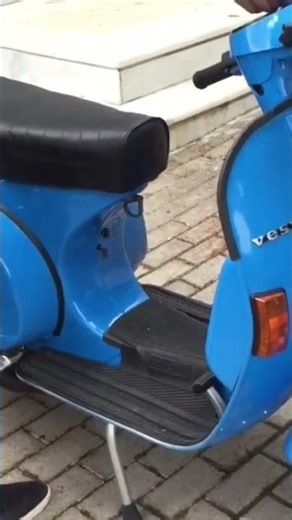 It’s all about Classic here is a beautiful Vespa P200E