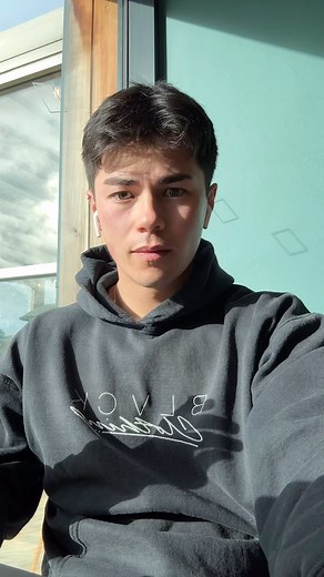 I dare you to try this workout: Time cap: 21 mins 7 rounds 5x double dumbbell deadlifts 5x double dumbbell burpees 5x double dumbbell shoulder press 5x double dumbbell devil press 60 second rest inbetween rounds | benjamiinc