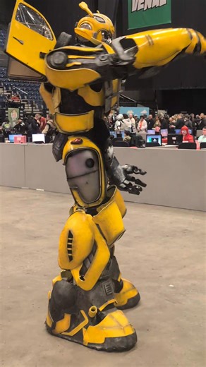 Bumble bee loving life at Comic Con Liverpool #liverpoolcomiccon #transformers #bumblebee | A geeky life