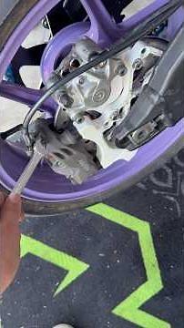How to bleed a Stunt Bike Hand Brake/ Dual caliper Hand Brake