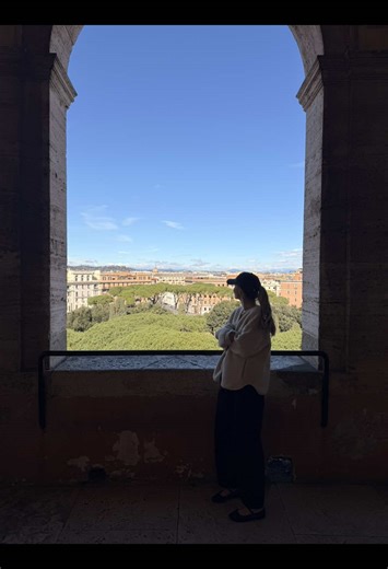 Crafting Personal Connections in Jewellery Design