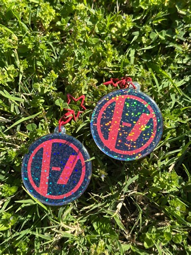 Twenty One Pilots Logo Holographic Keychain - Etsy