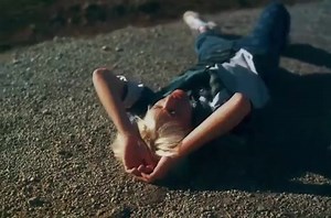 Se Que No - Video OUT NOW Dirgido por @olmedoalan @olmedofilms Uno más con mi niña hmosa @miliviado y mi compa @el.ipi Producción Ejecutiva @sharimed Director de Fotografía @nicotorrespika Eléctrico @matiasspitaleri Grip @grtomas Jefe Producción @sharifmed Asistente de Producción @frankieziletti Asistente de Producción @guidagostino Directora de Arte @luli_cabanela Montaje, Edición y Color @olmedoalan Video Backstage @ivaanquevedo Foto Fija @imruso Make Up @sohsoh.o | Seven Kayne