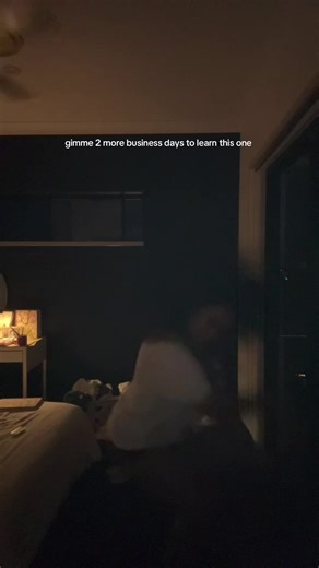 Learning Dance Moves in a Sauna Environment