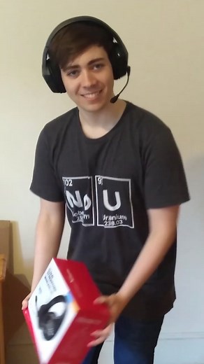 There’s a Stinger for everyone 🎧 #hyperx #headset #gaming #gamer #xbox #playstation #ps4 #ps5 #pc #GamingLife