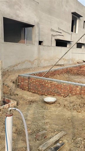 #Viral#chemical #DPC #bricks #Brickell #waterproofing #Labour #architecture #construction #building #foundation #structure #constructiontips | Nadir Hussain