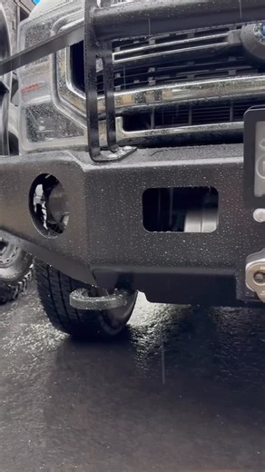 Accessory Outfitters on Instagram: "This 2021 Ford F-350 came in for a front end upgrade! We installed a @buckstoptruckware Full Guard Classic 2 to replace the original bumper, and @bajadesigns DOT LP6s as the fog lights! For some self recovery, we installed an American made @warnindustries M12 synthetic winch with an @factor55 Ultrahook! Let us know what your Super Duty needs! #ford #bajadesigns #buckstop #warn #sothankfulfortheprojectsweworkon"