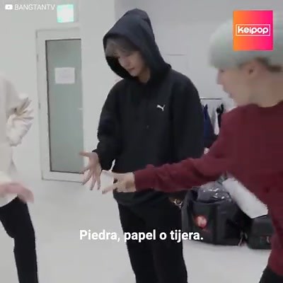 El día que BTS se transformó en Blancanieves y los 7 enanos | KeiPop