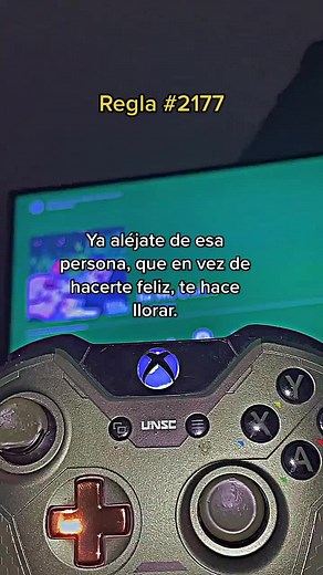 Exploring the Xbox Controller Design and Gaming Experience