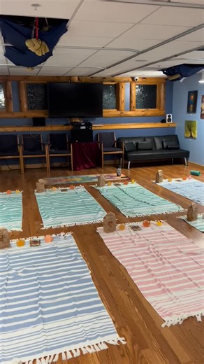 Yoga, movie and crafts! Tonight is going to be a blast! I have the coolest crafts for all my yogis! #yoga #yogis #kidsyoga #yigainspiration | Meka Leach