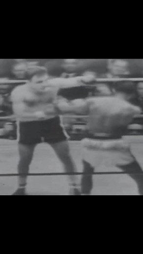 Sugar Ray Robinson 🥊 Masterful Jab 🐐 #boxing #sugarrayrobinson #jakelamotta #jab #highlight #goat #edit #footwork #defense #bestever #hanzagod