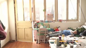 狠心后妈打孩子