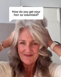 "𝗜 𝗮𝗺 𝟱𝟲. I have been using the hair growth serum 6 times a week for 6 weeks. 𝗜 𝗵𝗮𝘃𝗲 𝘀𝗲𝗲𝗻 𝗿𝗲-𝗴𝗿𝗼𝘄𝘁𝗵." www.ChampoHaircare.com | Chāmpo Haircare