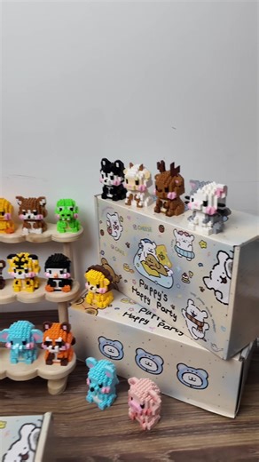 These mini building block animals are a fun candy-free option for class Valentines. They are just challenging enough to keep kids occupied & there is no sugar added! #classvalentines #kidsvalentines #partyfavors #buildingblocks #tiktokshopcreatorpicks