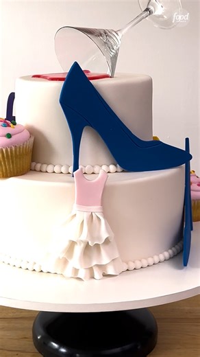 268K views · 1.6K reactions | Celebrating 25 years of #SexAndTheCity with a cake dressed to impress ✨ Stream the complete series on Max and don’t miss Season 2 of #AndJustLikeThat June 22. And Just Like That Love this #SATC25 inspired cake, Baked By Dan! | Food Network | Facebook