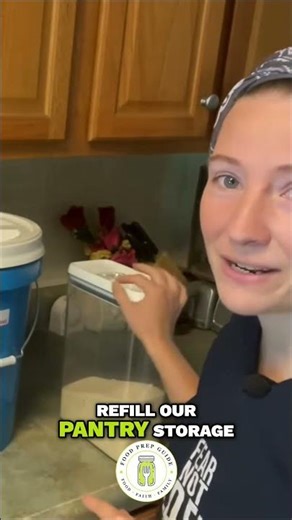 How to Store Sugar Long Term to Keep Bugs Out #shorts #foodstorage