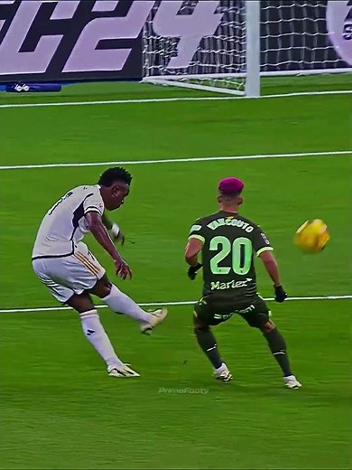 THE DAY VINI JR WENT CRAZY 🔥 Skills & Goals ⚽