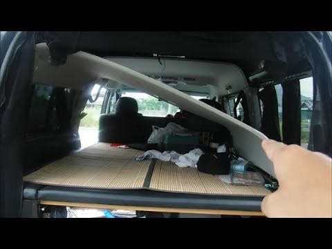How to remove the cargo compartment ceiling panel (interior trim) of a Hiace.