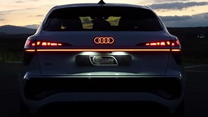 售驾2026奥迪Q3运动掀背 TFSI 电混 - 这两SUV你爱吗？期待吗？【auditographer出品 - ASMR】