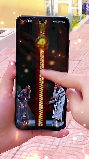 🏅 Play It Cool with Fresh and Stylish Football Lock Screens 📲⚡