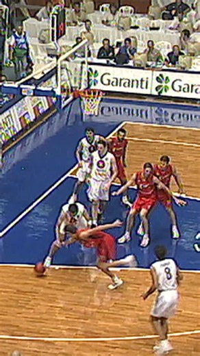 Greatest European shooter of all time? 🎯 Peja Stojakovic was killing it in #EuroBasket 2001 averaging 23.0 PPG and leading a stacked Yugoslavia squad to the title! 🏆 | FIBA EuroBasket