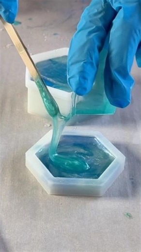 Dreamy Ocean Blue Hexagon Resin Trinket Box – Perfect for Small Treasures 🌊 #goodiebox