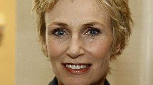Jane Lynch Height, Weight, Age, Girlfriend, Family, Biography