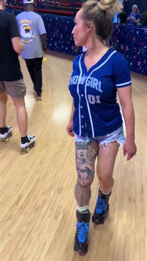 One of the Best Moments of 2025 with my skate sister🫶🛼💕 #skatefam #skatelyfe #skatevibes #skatelife #rollerskating | Melanie Atl