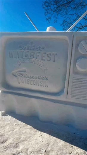 Elite Lake Vacation Rentals on Instagram: "POV: Day 2 of Winterfest and suddenly you’re a winter person ❄️ Book direct & save → EliteLakeRentals.com Or call 262-254-6688 #EliteLakeRentals #winterfest #VisitLakeGeneva #VacationRentals #ILoveLakeGeneva"