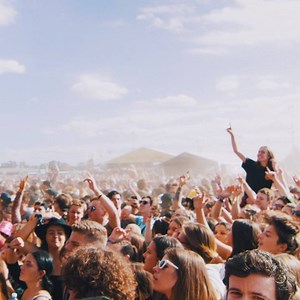 46K views · 1K reactions | That’s a wrap on Groovin the Moo 2019! This year was so incredible ✨ HUGE thank you to everyone that came to one of the shows and contributed to the magic - the artists, the crew, our partners and especially YOU. You guys are the heart of GTM ❤️ : Patrick Rohl - yeahsure. : MØ - 'Sun In Our Eyes' #GTM2019 | Groovin the Moo | Facebook