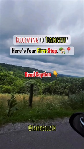 Before you browse homes… before you book a flight… do this first 👇 ⠀ 📝 Get Clear on Your Lifestyle Goals Do you want lake life? Land? Walkability? Commute access? Slower pace? ⠀ 📍 Narrow the Area First Tennessee isn’t one-size-fits-all. Suburbs, small towns, rural, city — each feels very different. ⠀ 💰 Talk Budget Taxes Early No state income tax helps — but property taxes, insurance, and commute costs still matter. ⠀ 📞 Connect With a Local Guide Relocation is different than buying local. Yo