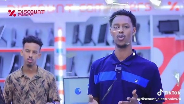 #somalia🇸🇴 #mogdisho #electronic #viraltiktok #fyp #foryou #dabka #discont #xamarcadey🇸🇴🇸🇴🇸🇴🇸🇴 #computer #electronicdancemusic #bakaro