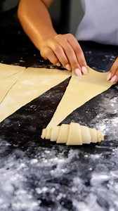 250K views · 921 reactions | Bake like a pro with these cool dough hack! | 5-Minute Crafts Play | Facebook