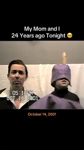 matt tighe🦇 | thanks mom 💚 #early2000s #halloween #nostalgia #2000snostalgia #vhs | Instagram