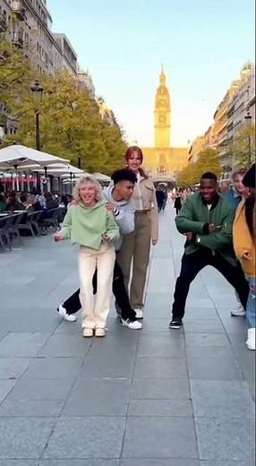 Unexpected Flash Mob — Watch the Crowd React!