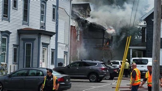 Cause of fire at apartment in Auburn under investigation