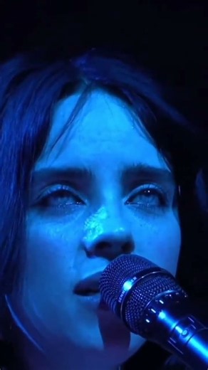 Billie Eilish Ocean Eyes Vocal hmhas tour 💙 #billieeilish #hitmehardandsoft