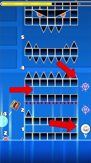 Pro Player vs 5 Paths 😯