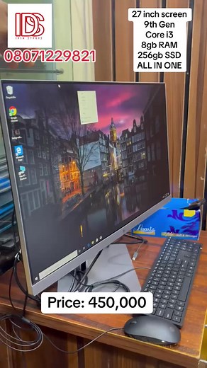 Ideal Computer Desk Setup for Forex Traders