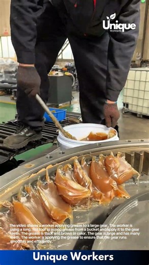 Applying Grease to a Large Gear: Greasing a Large Gear