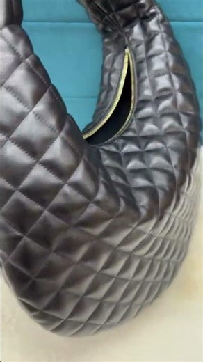 YSL ICARE hobo in quilted nappa black #bag #bagsonline #fashion #yshorts #shorts