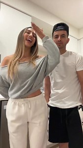 26K views · 659 reactions | Got him 藍藍 #couple #funny #couplegoals #relationshipgoals #viral #girlfriend #boyfriend #reels | Ana & Alex | Facebook