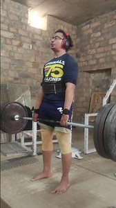 140kgs ×6 deadlifts, set 2, Jonnie candito's 6 week strength program week 1 day 1.