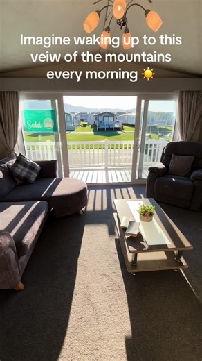 Wake Up to Stunning Mountain Views at Lido Beach